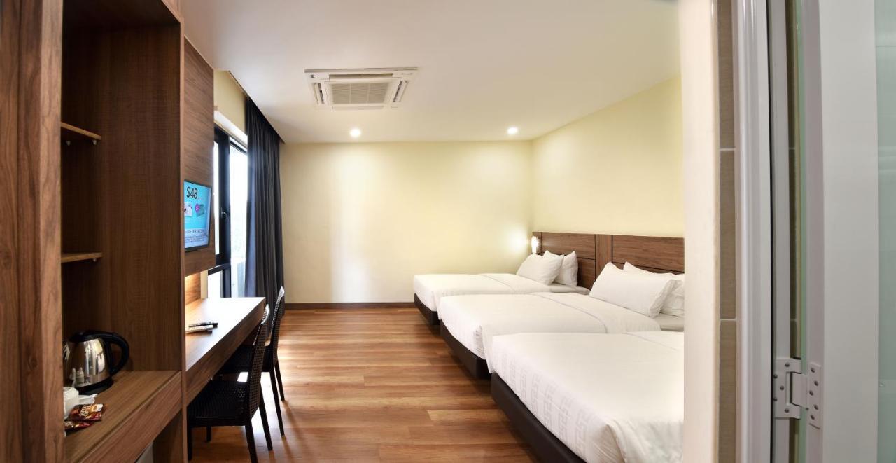 Yangtze Hotel 长江酒店 Johor Bahru Buitenkant foto