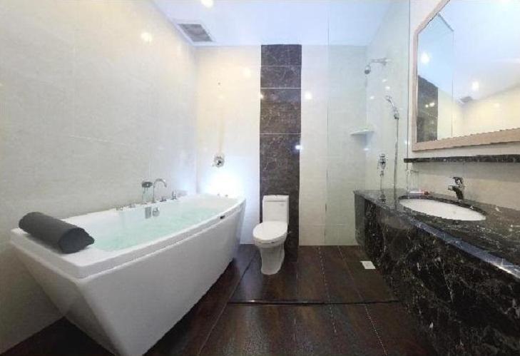 Yangtze Hotel 长江酒店 Johor Bahru Buitenkant foto